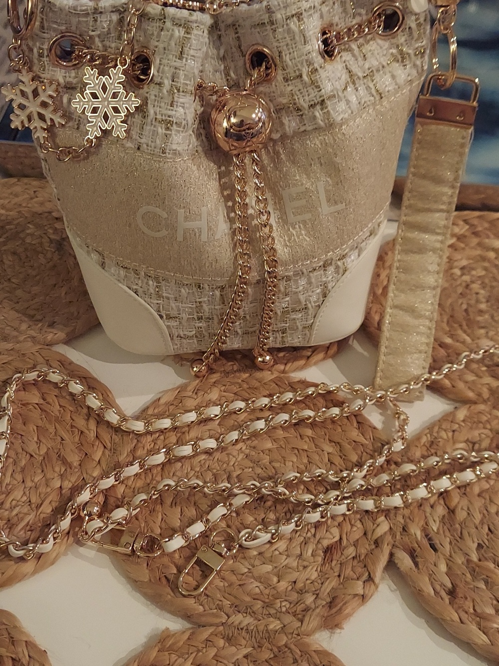 FLASH SALE!! Bucket Cream Tweed Mini Bag GWP VIP